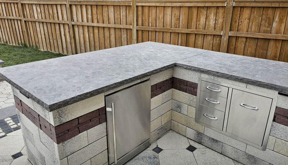 Dalle de BBQ en pierre naturelle Antique Limestone - Oakville-Stone
